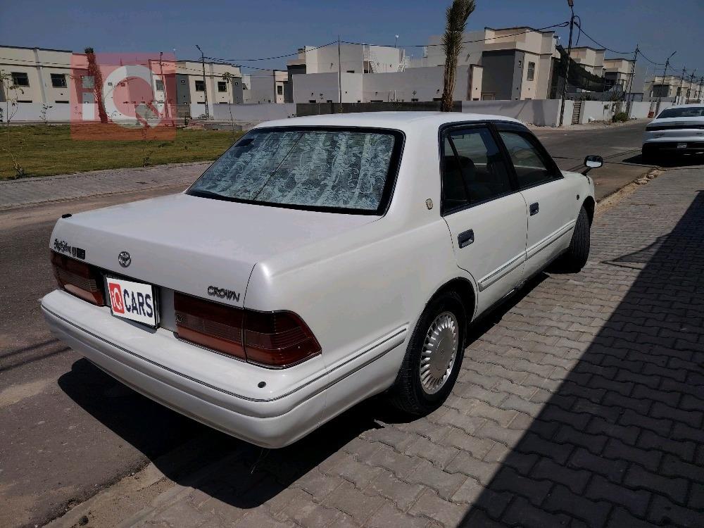 تويوتا كراون